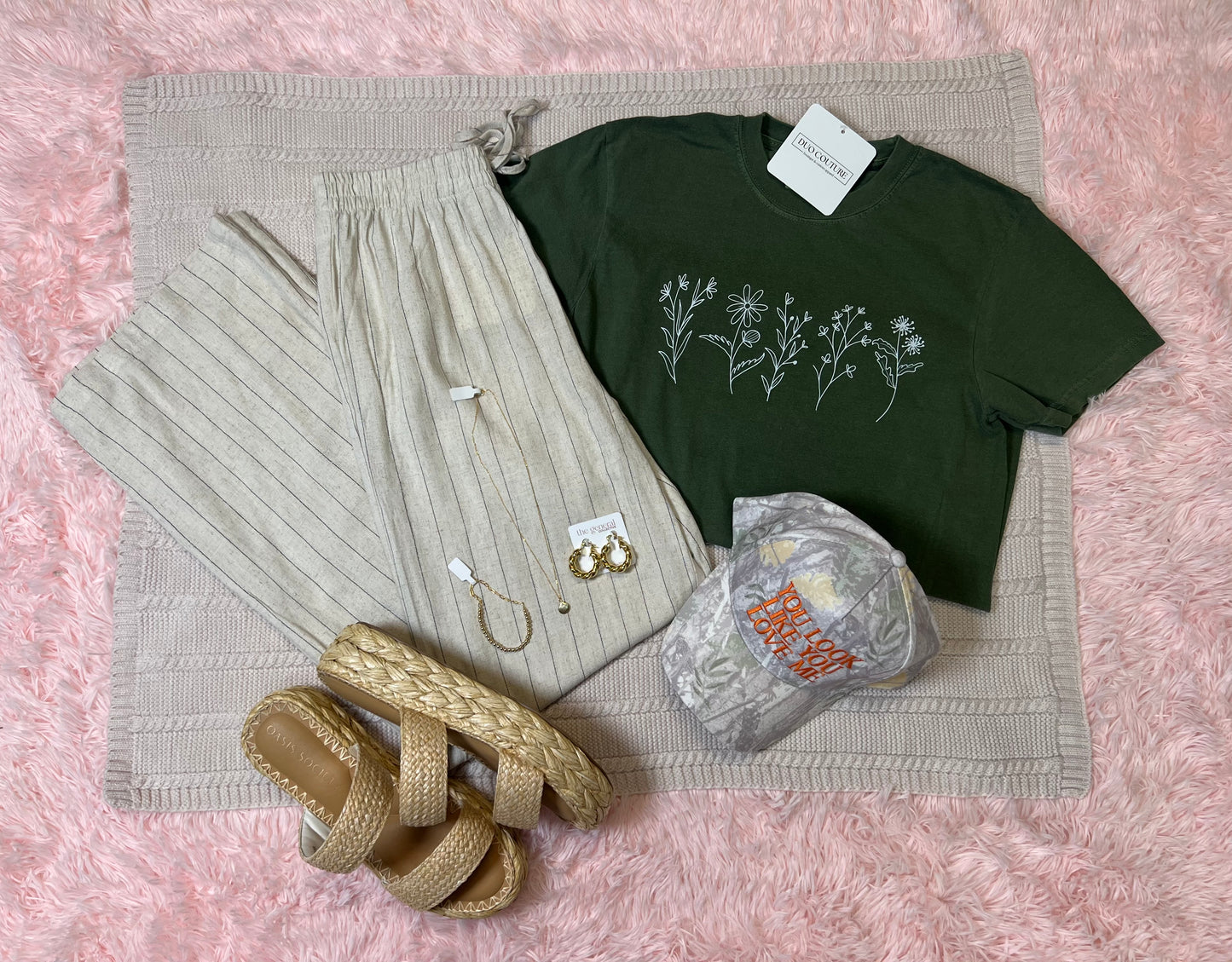 Dainty Floral Graphic Tee