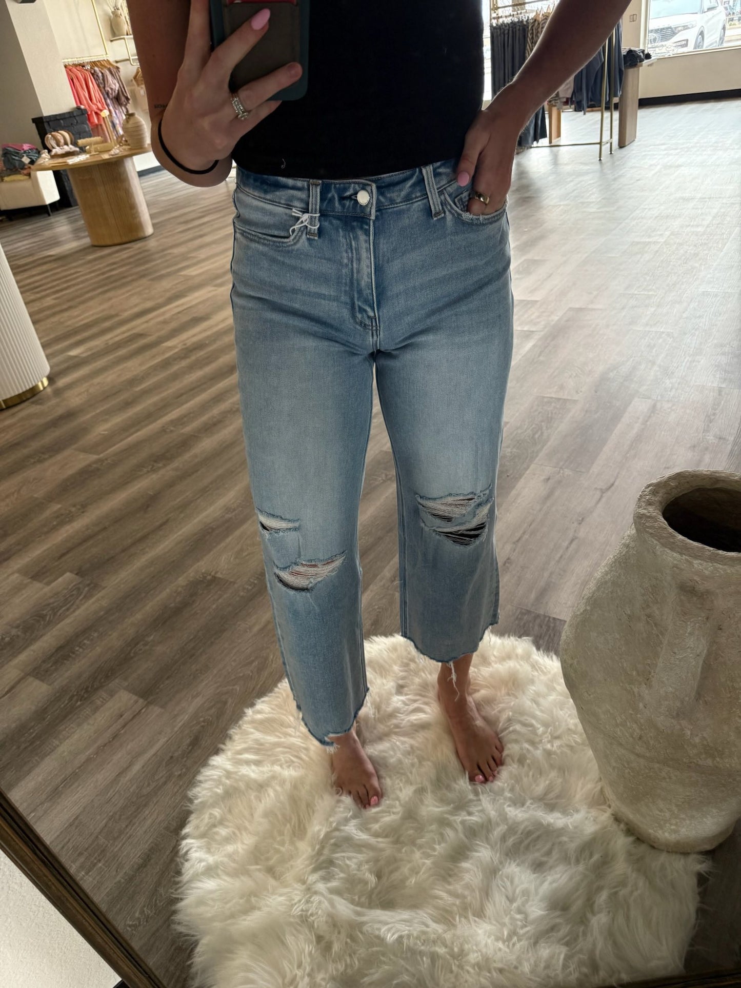HIGH RISE DISTRESSED CROP WIDE JEANS F6001