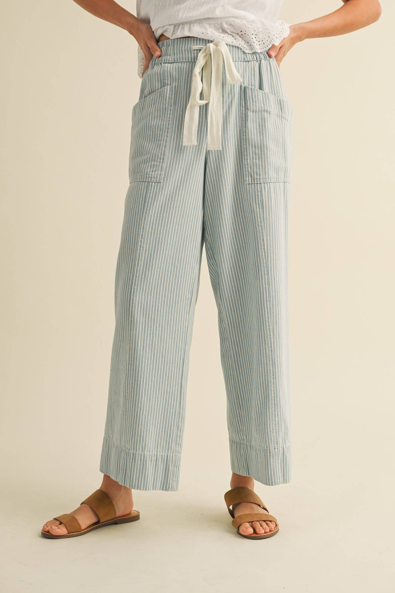 Sky Wide Leg Cropped Pants