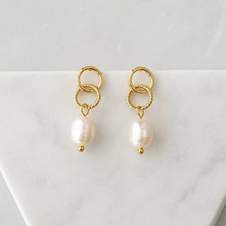 Interlocking Pearl Earrings