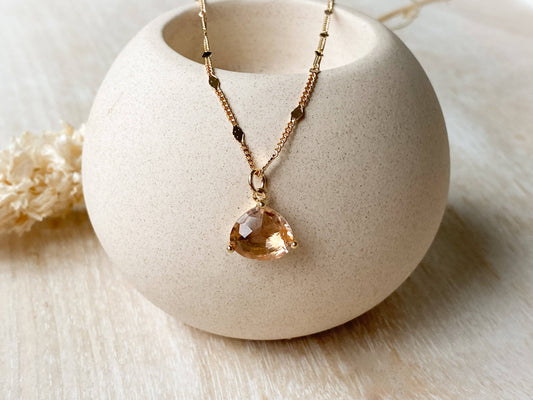 The Rosé Necklace