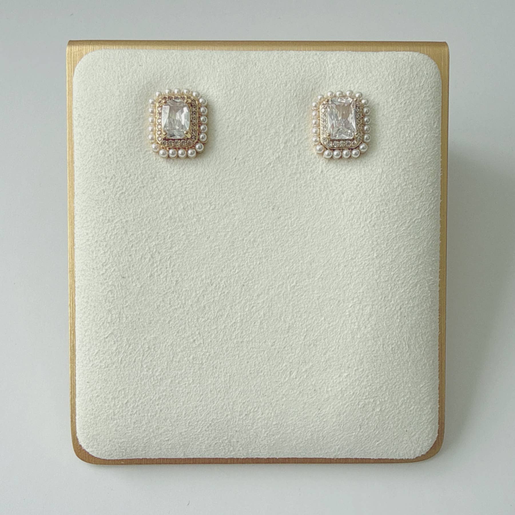 Eva Baguette Diamond Studs Earrings