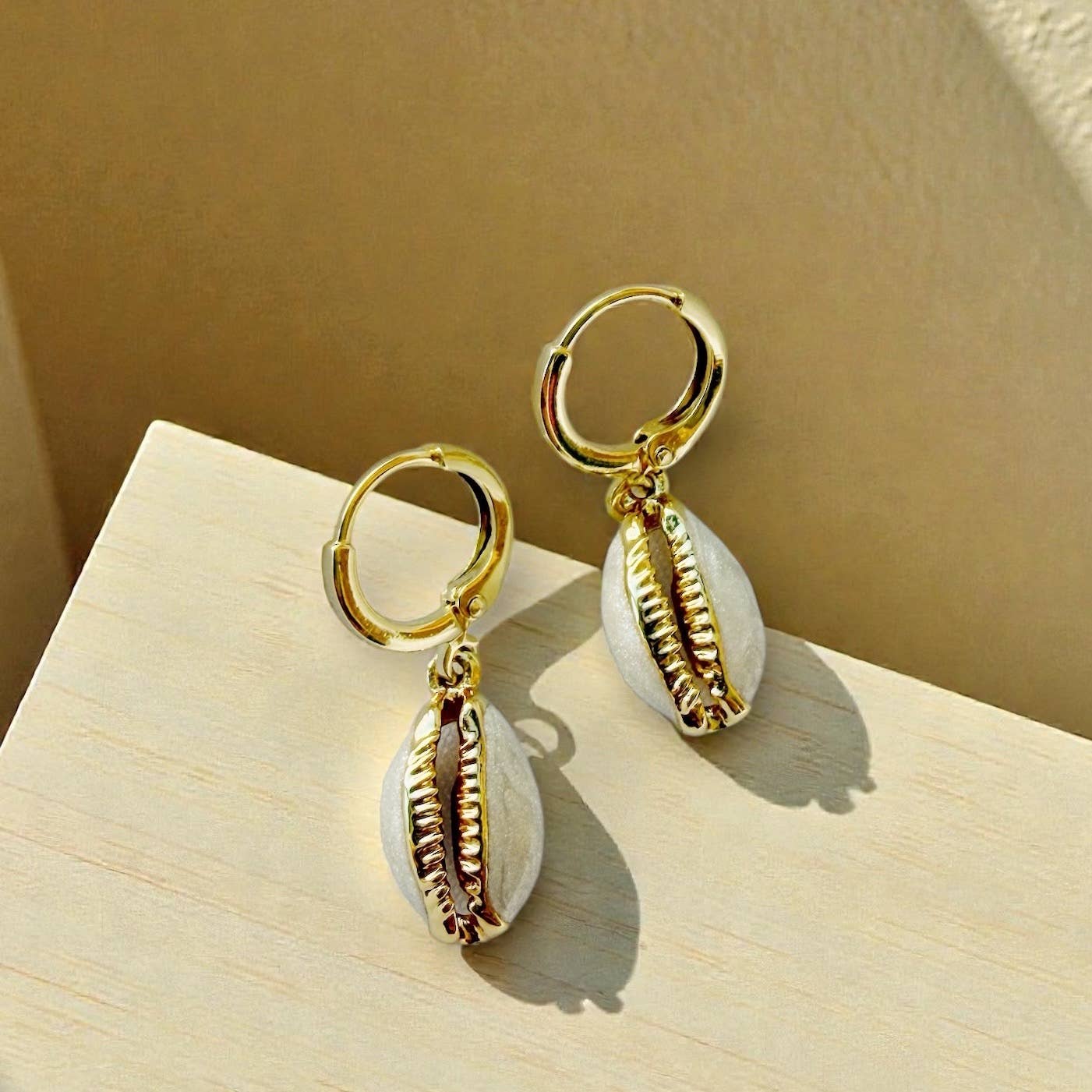 Shell Beachy Huggie Hoops