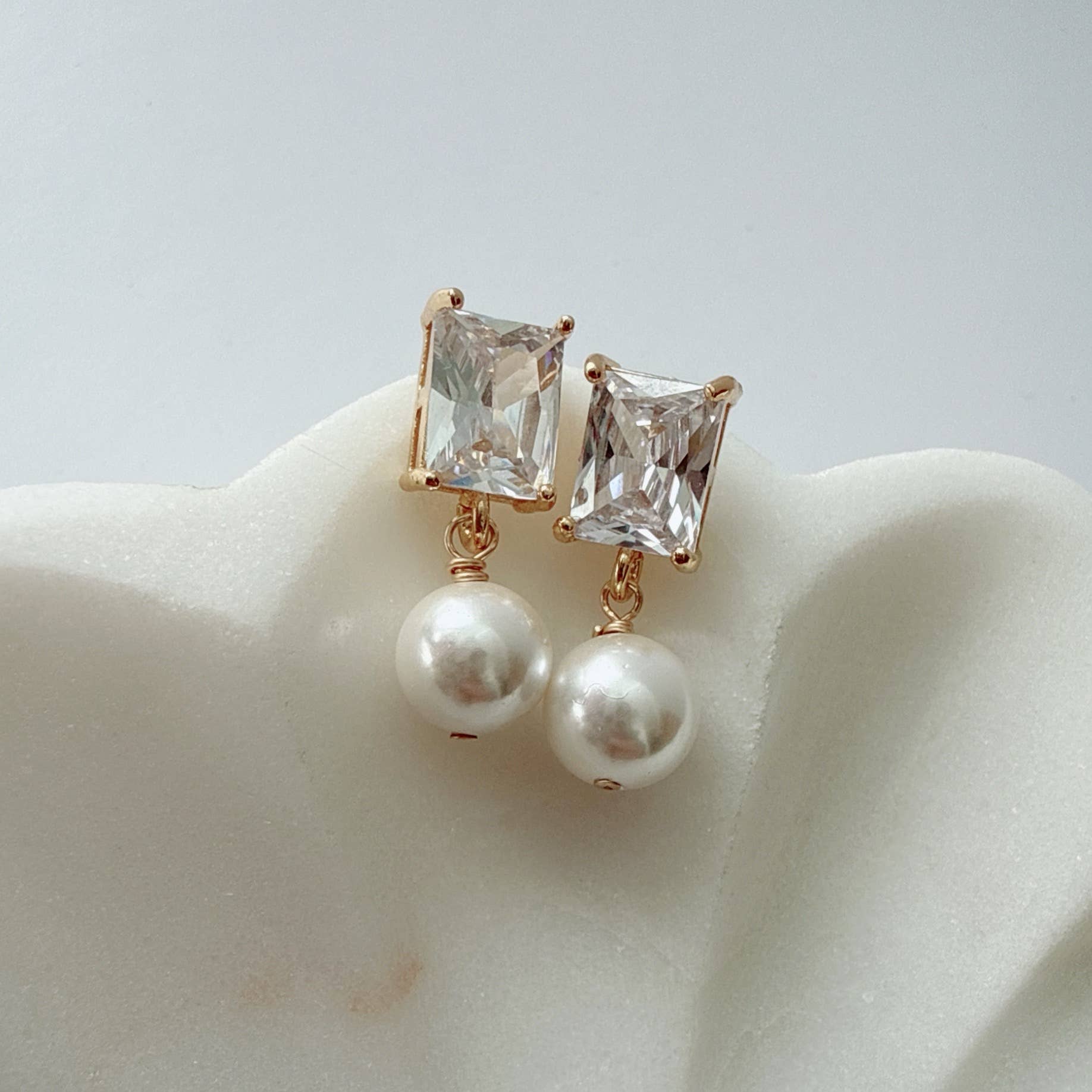 Freshwater Pearl Earring
