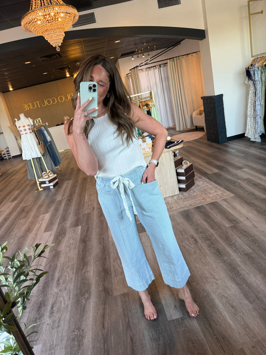 Sky Wide Leg Cropped Pants