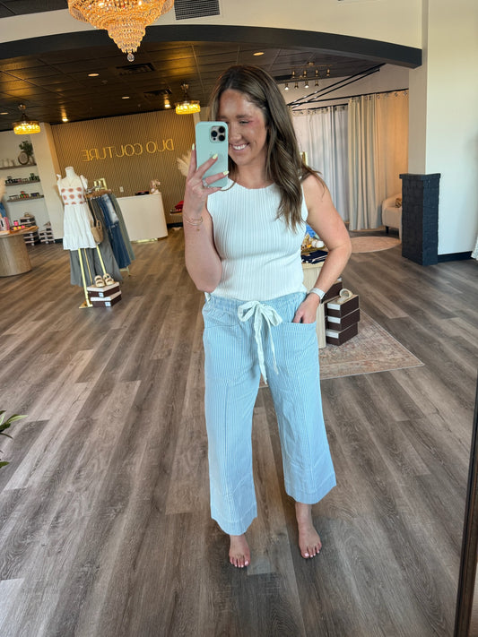 Sky Wide Leg Cropped Pants