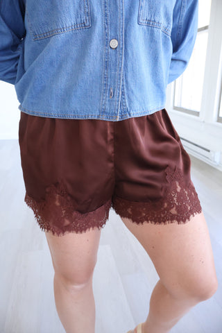 Brin Lace Trim Shorts