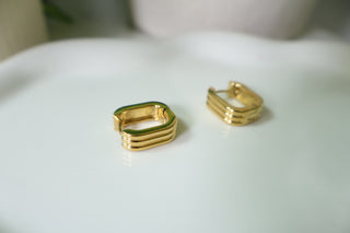 Noa Stripe Hoop Earring