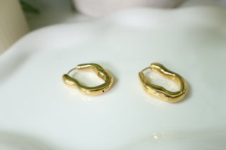 Darcy Oval Hoop Earring