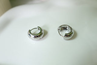 Rue Small Classic Hoop Earring