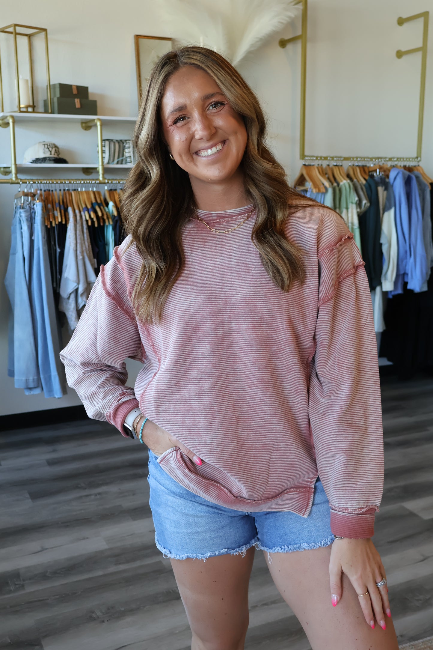 Raegan Exposed Hem Crew
