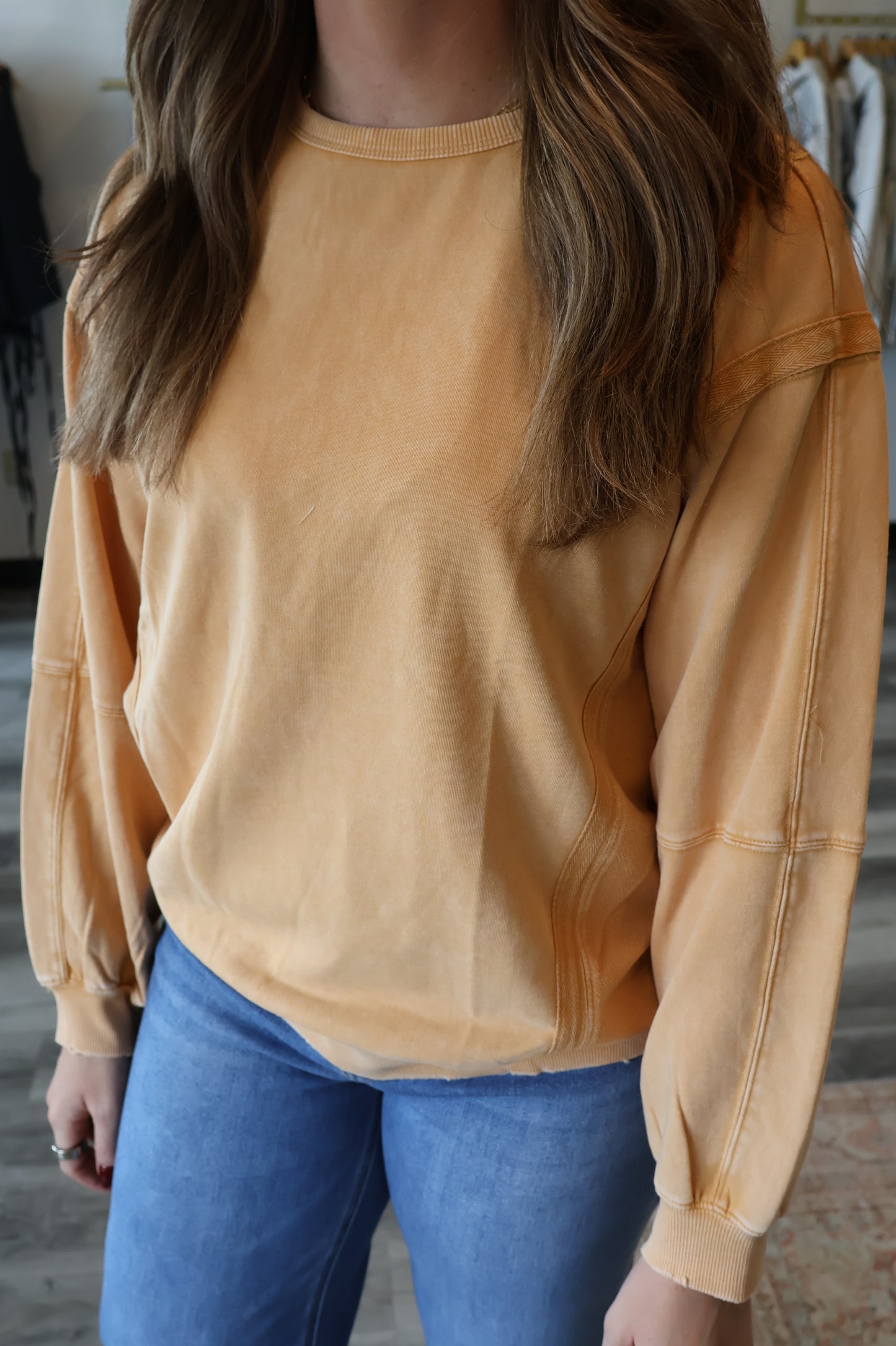 Dea Crochet Patch Crewneck