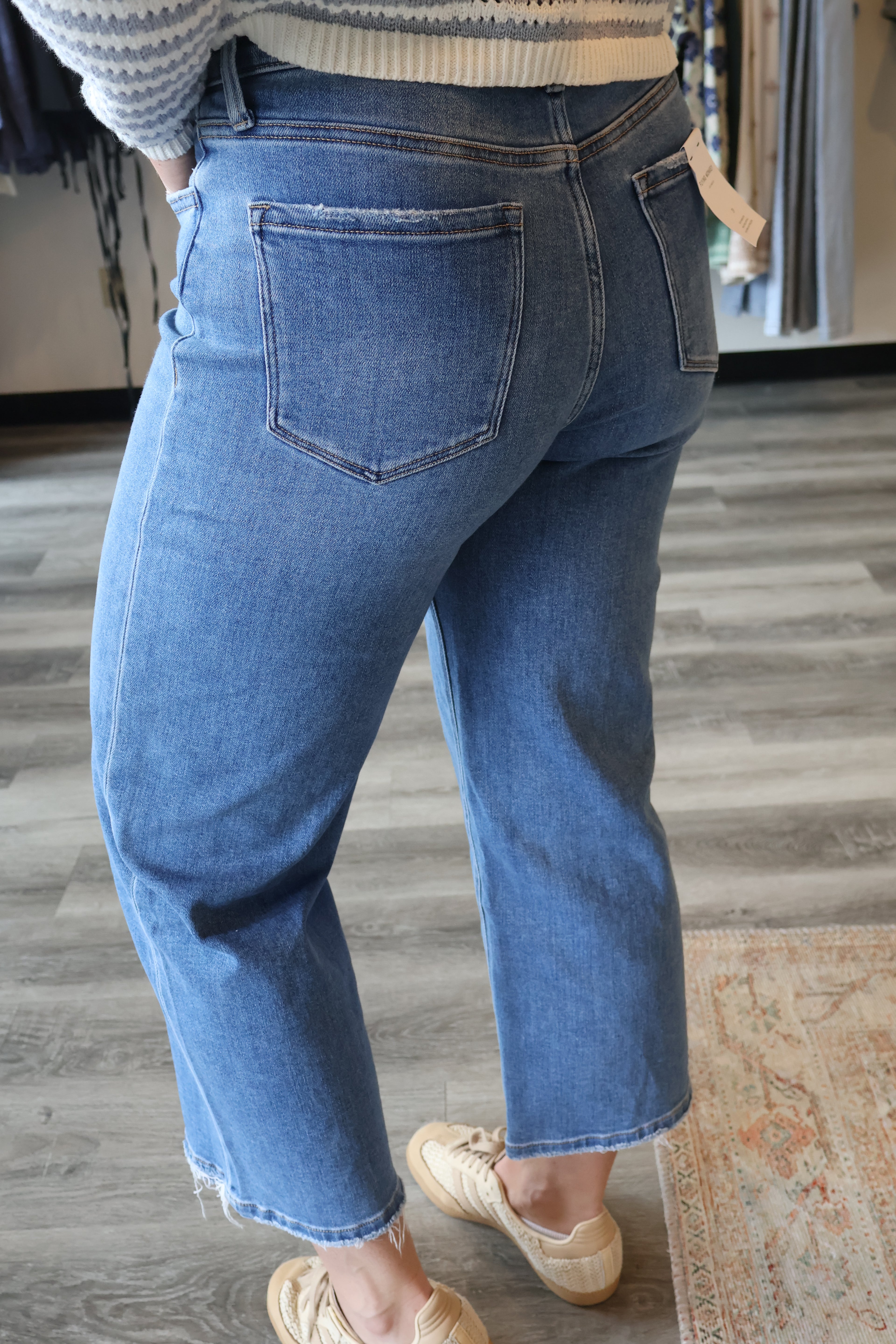 Day by Day Cropped Jeans