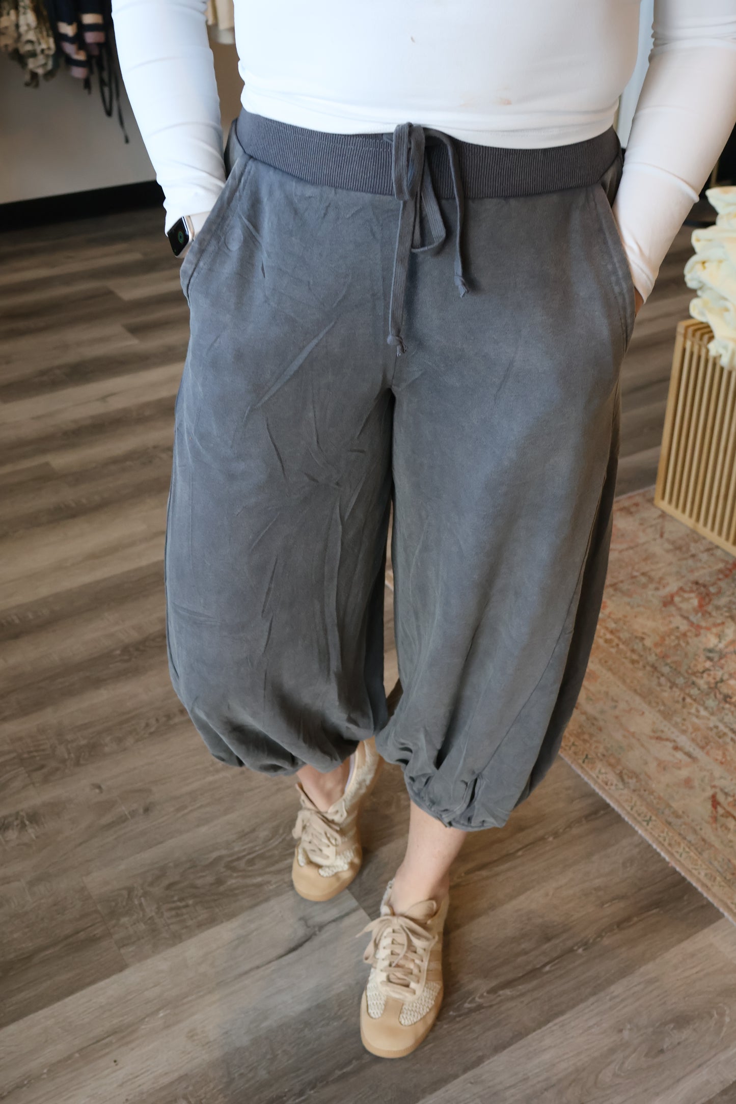 Sienna Capri Bubble Pants