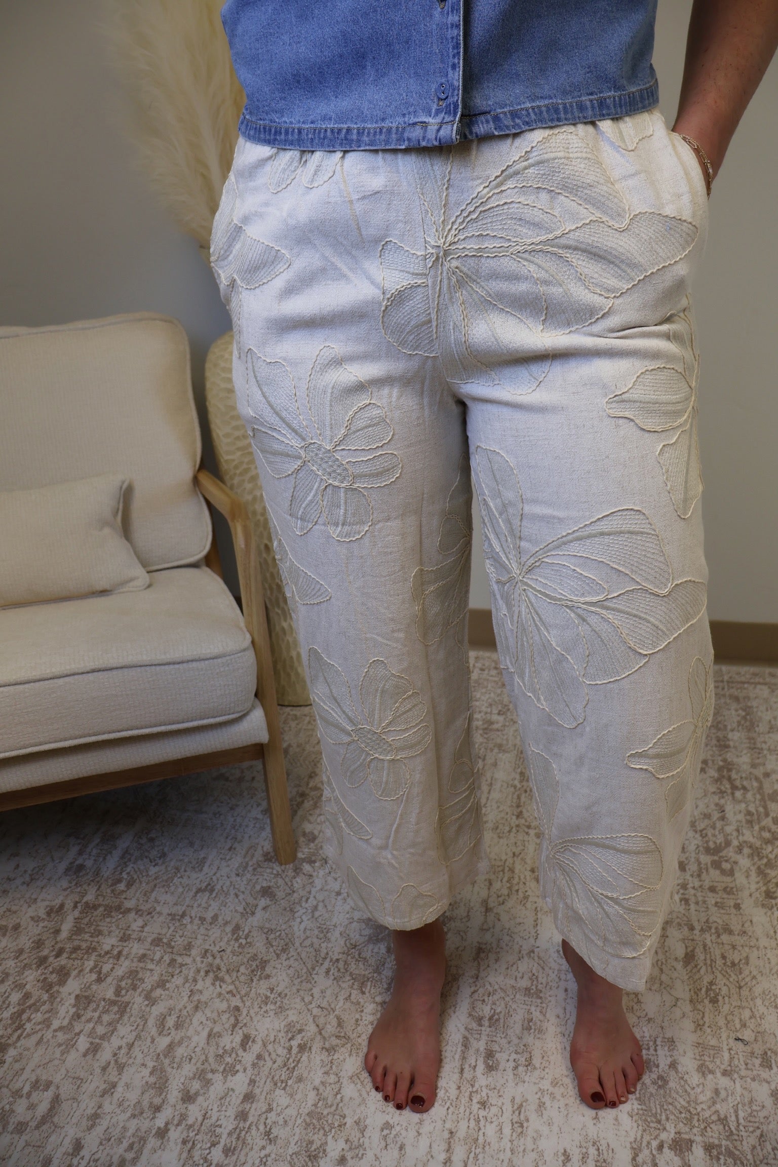 Maya Embroidered Pants