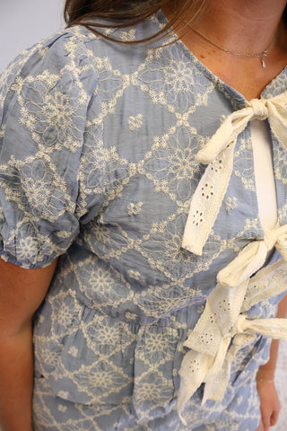 Julie Tie Front Set