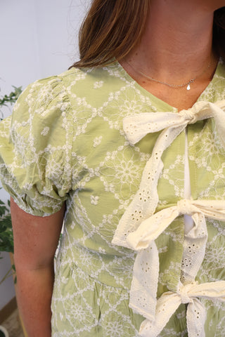Julie Tie Front Set