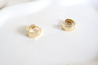 Dylan Hammered Hoops Earrings