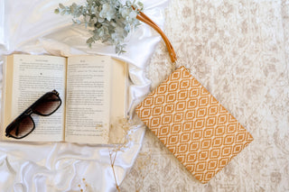 Joan Jacquard Wristlet
