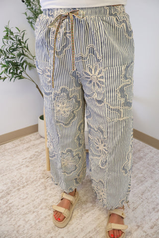 Kaylie Embroidered Woven Pants