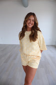 Light Yellow/White