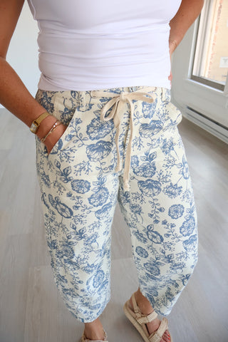 Sadie Floral Cropped Pant