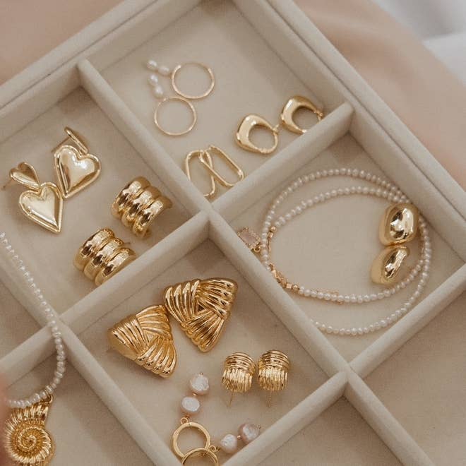 Shaina Hoops Earrings Gold Filled