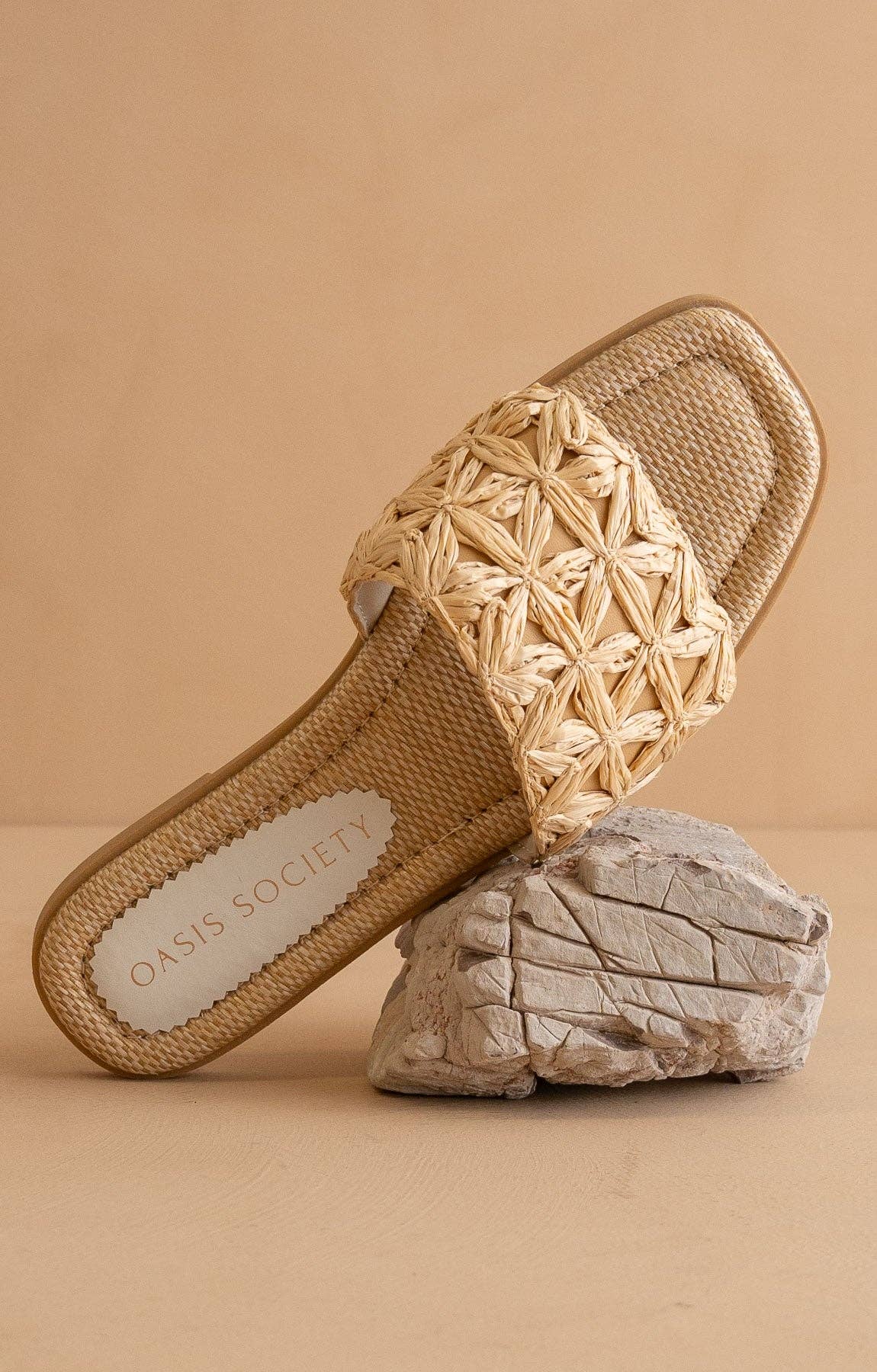 The Natasha | Natural Raffia Slide with Woven Basket Feature