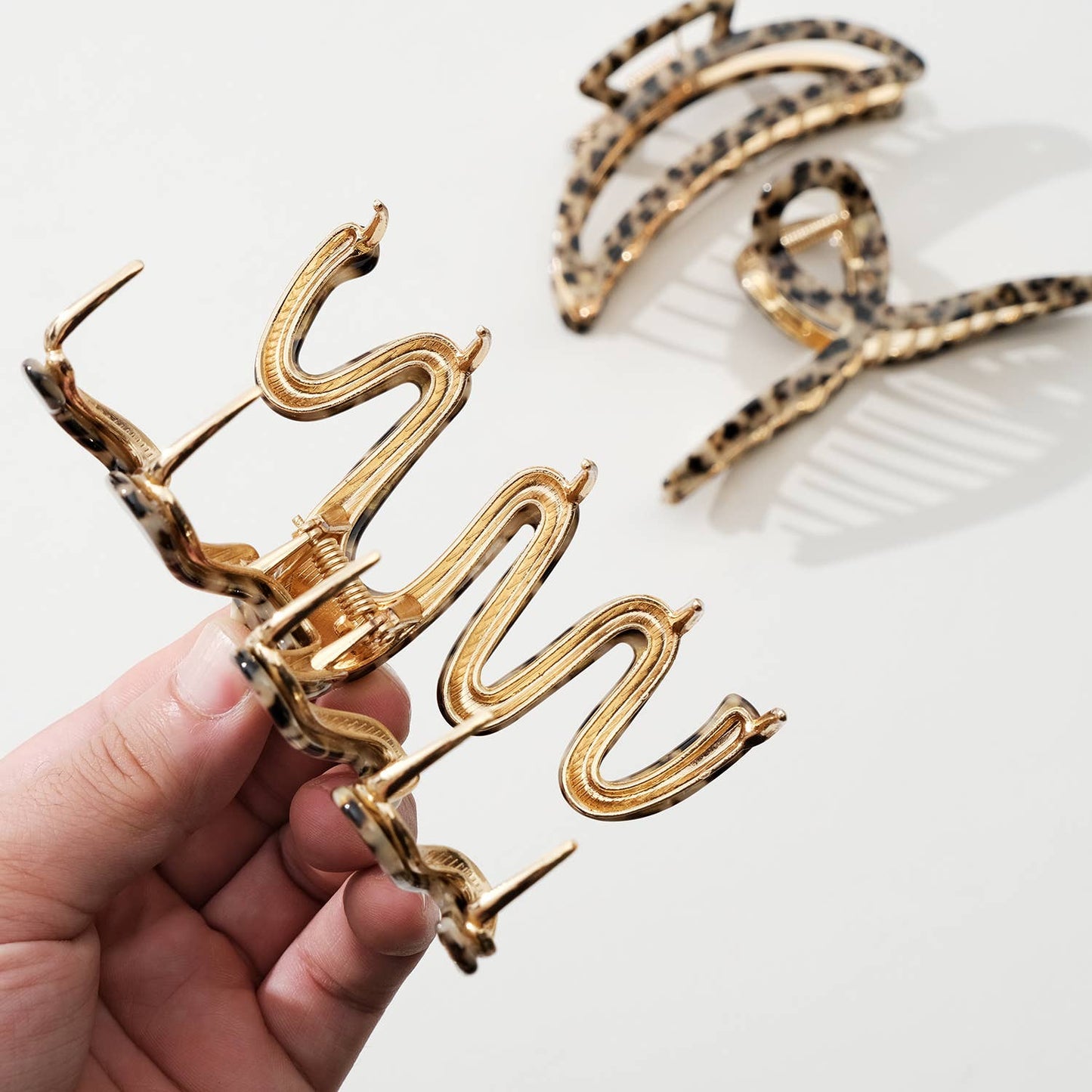 Desert Rodeo Metal | Assorted Large Metal Claw Clips