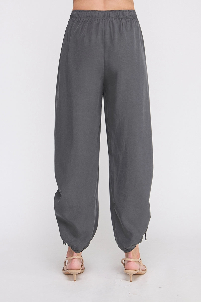 Vivian Scrunch Jogger