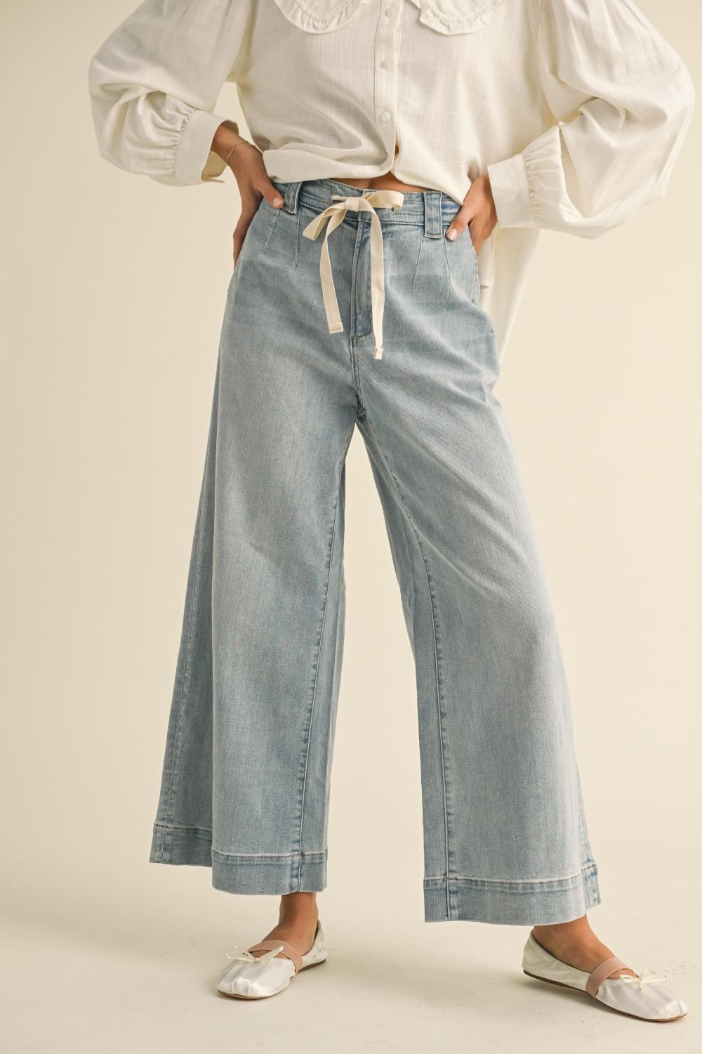 SALE JEANS