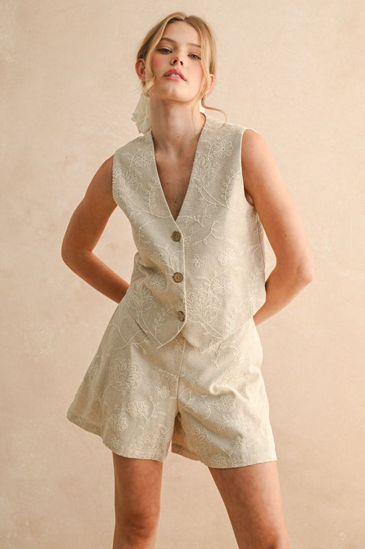 Lindo Floral Vest